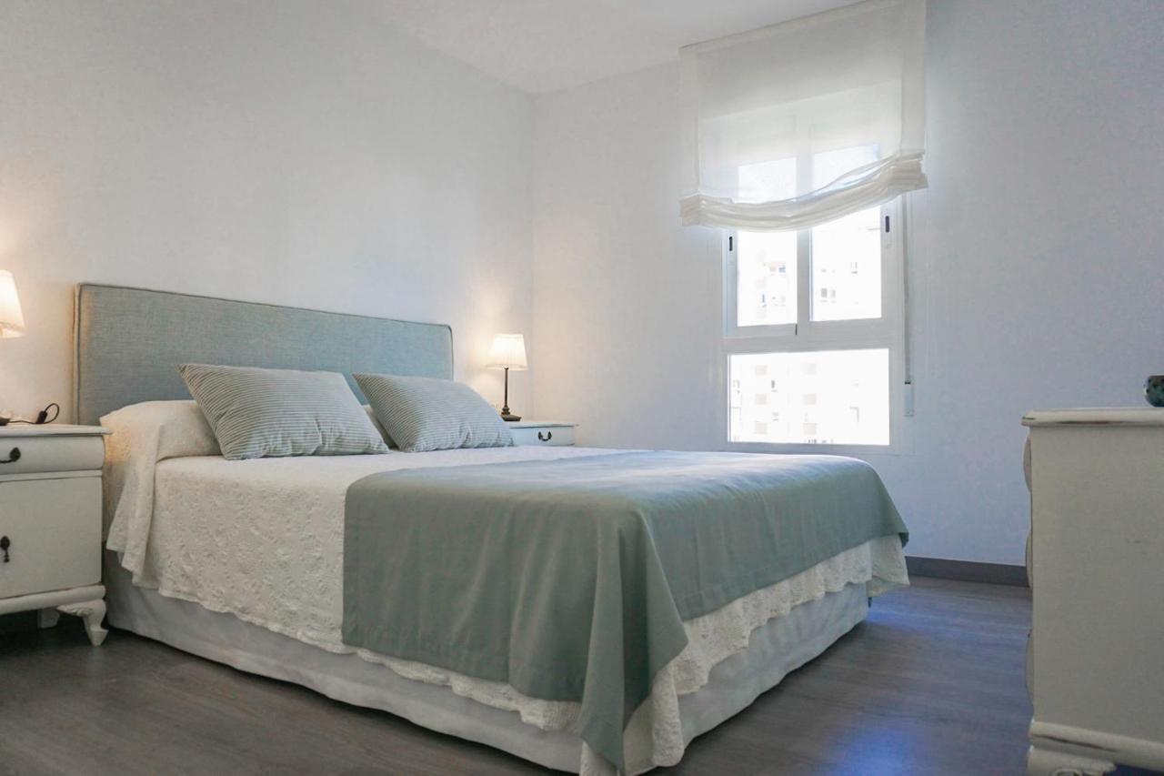 Wintowinrentals Amazing Apartment With Sea View Malaga Ngoại thất bức ảnh