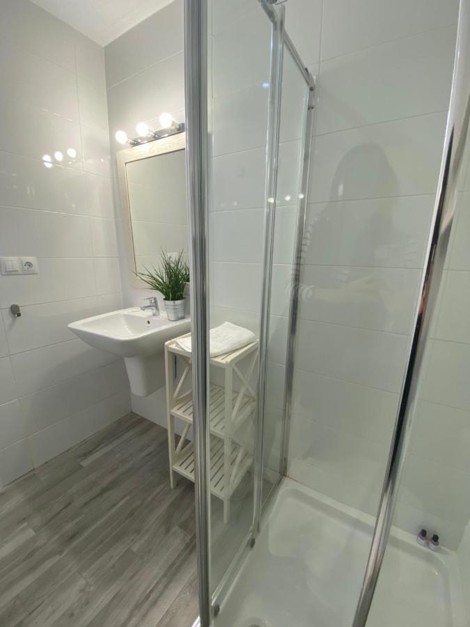Wintowinrentals Amazing Apartment With Sea View Malaga Ngoại thất bức ảnh